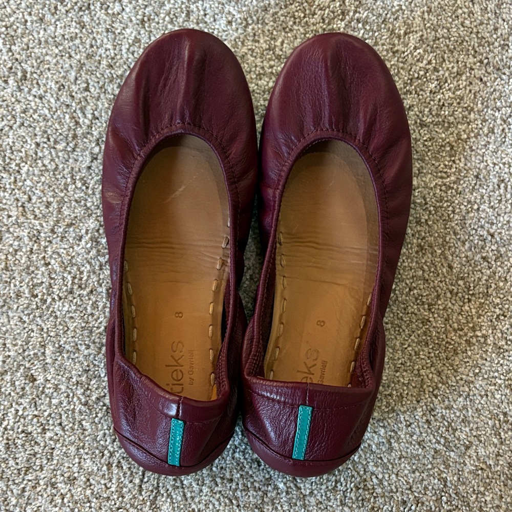 Tieks Burgundy Flats with Teal Detail